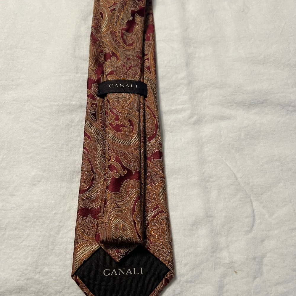 Canali Burgundy Tie with Gold Paisley - Picture 2 of 6
